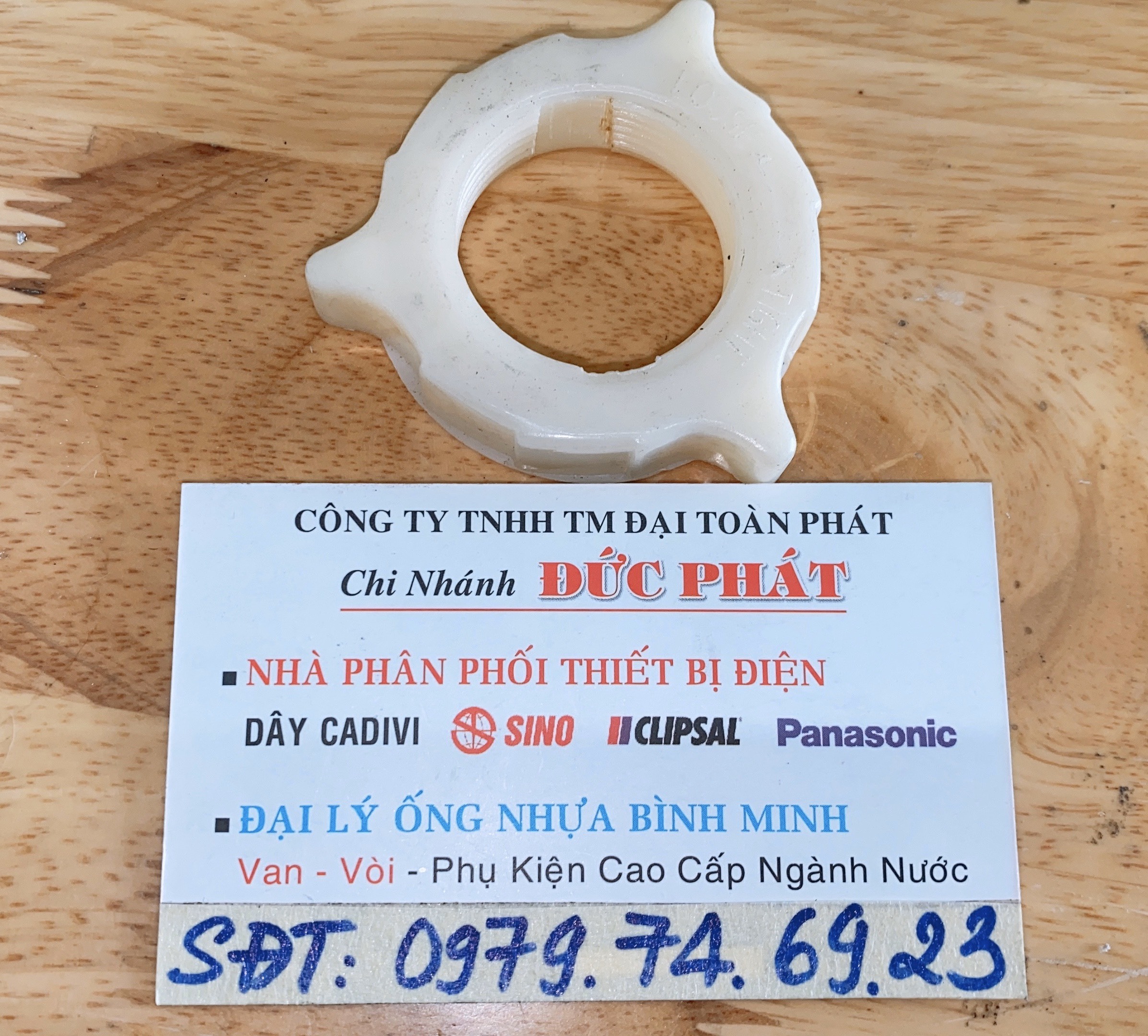 tán lồng quạt - vặn giữ lồng quạt
