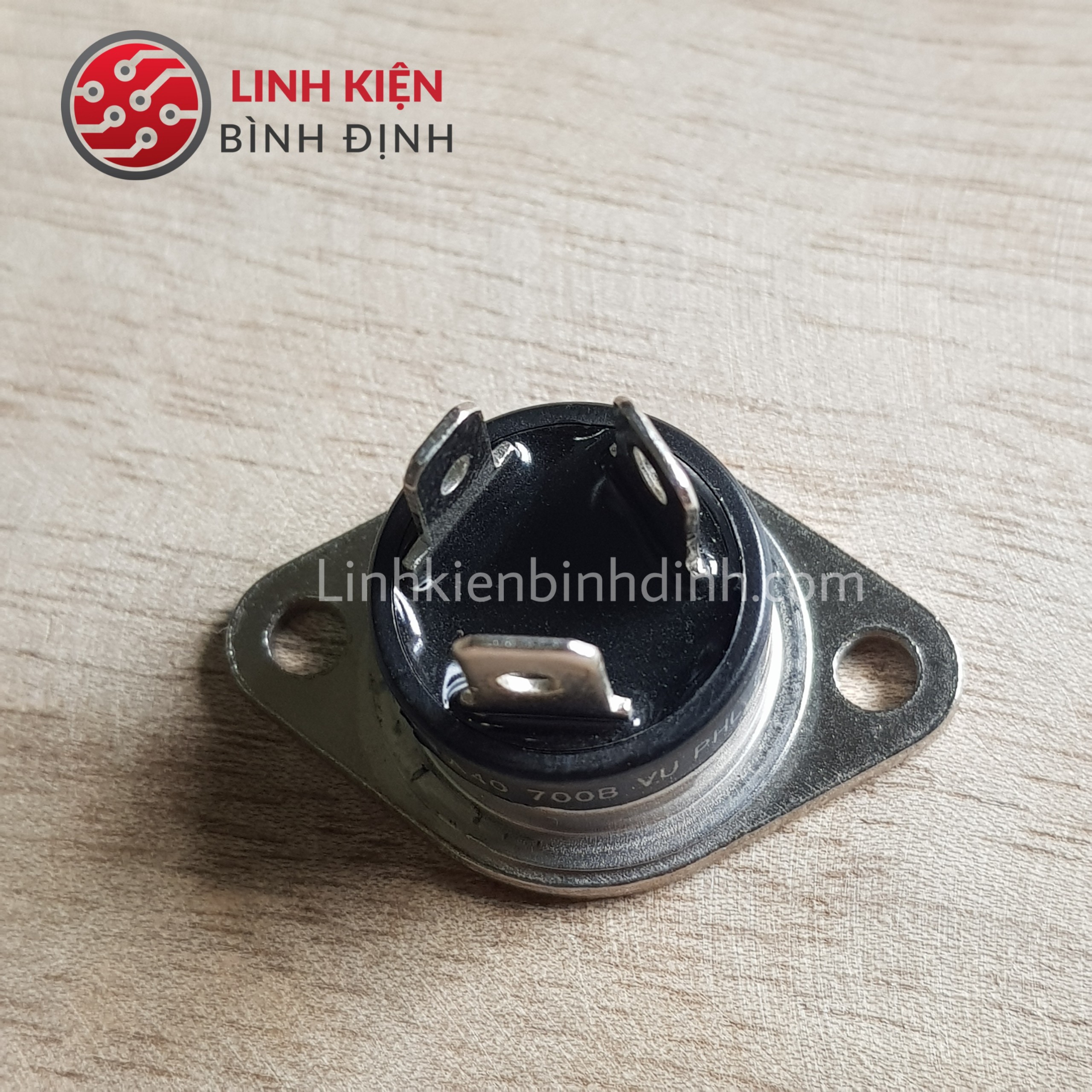 Triac BTA 40-600B philip 40A 600V (loại tốt)
