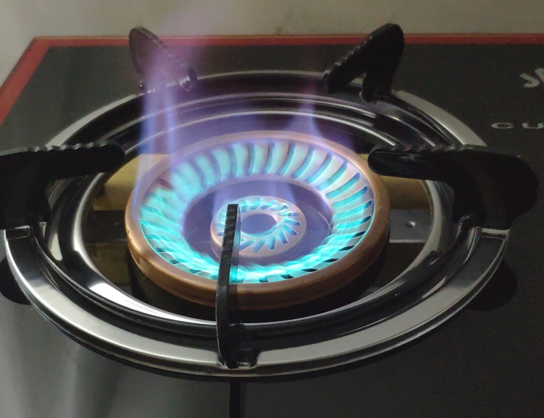 Bếp gas đôi tiết kiệm gas - lửa xoắn xanh