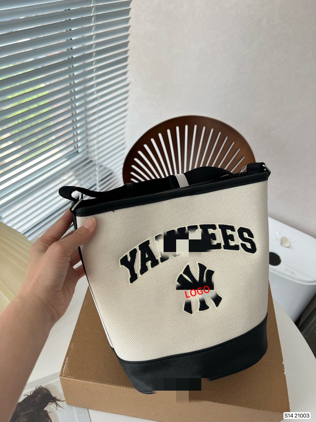 BAOBAO shoulder bag，ladies bag，messenger bag，large capacity bag.