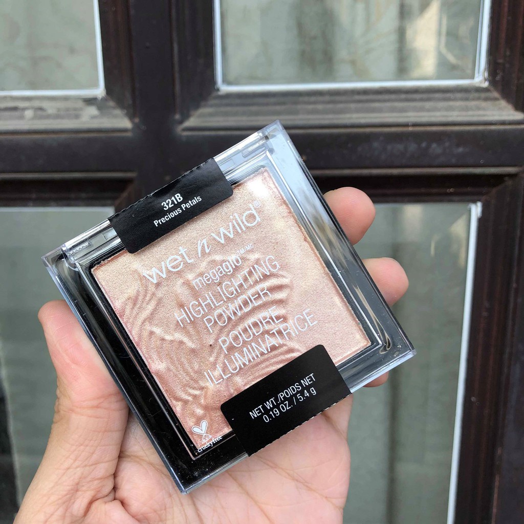 Phấn bắt sáng wet n wild megaglow highlighting powder