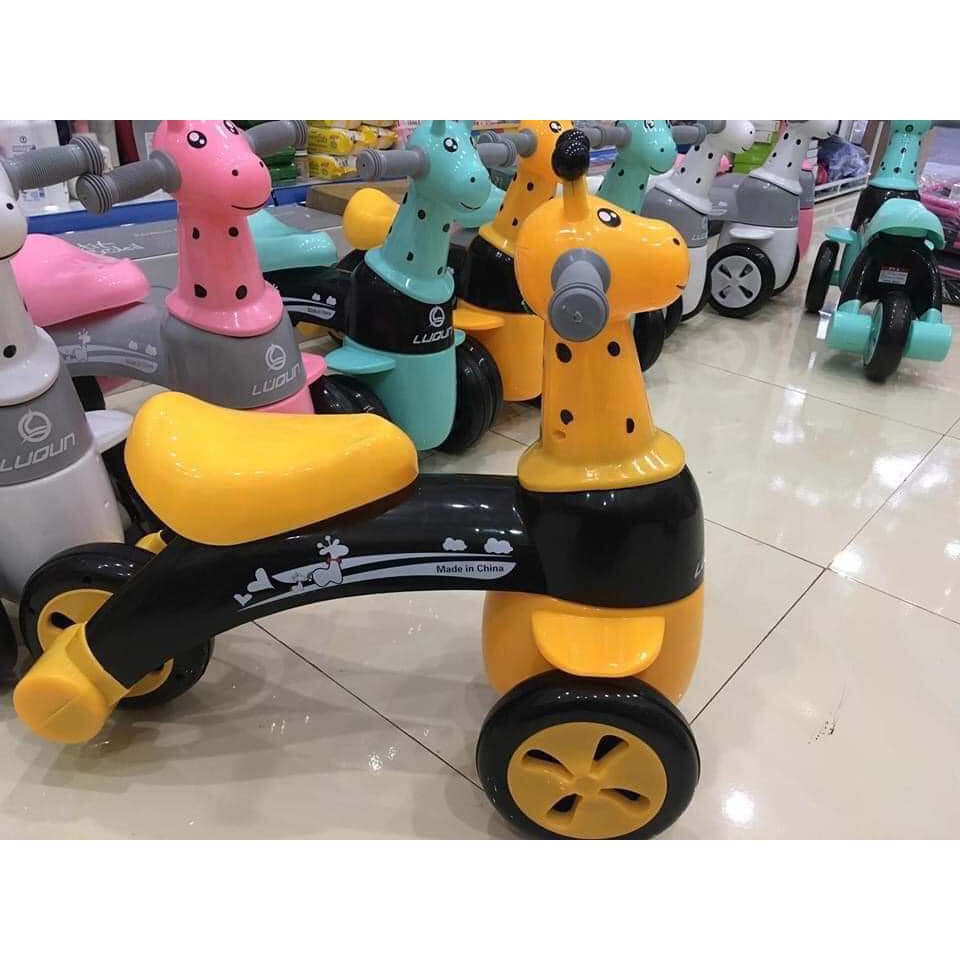 XE CHÒI HƯƠU GẬT GÙ CÓ NHẠC