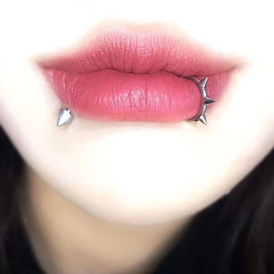 %E3%80%90Good%20sharing!%E3%80%91Punch-free%20Lip%20Ring%20Punk%20Spike%20Ring%20Round%20Ball%20Titanium%20Steel%20False%20Lip%20Ring%20Anti-allergy%20Punch-free%20Ins%20Personalized%20False%20Lip%20Nail%20-%20Image%203