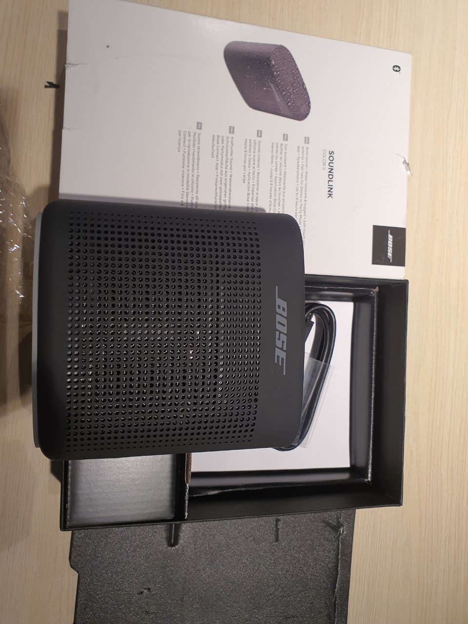 Loa Bose Soundlink  Color II (2)