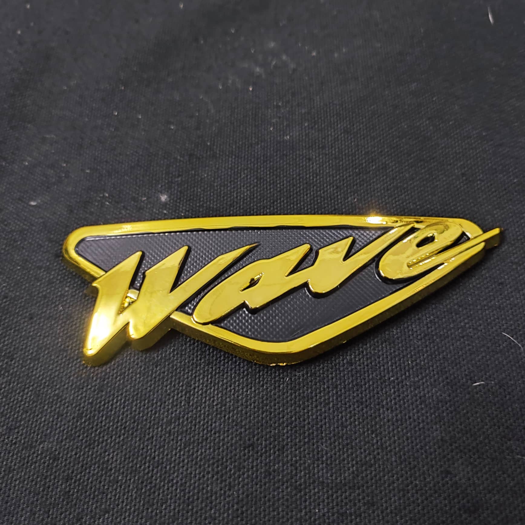 Tem logo nổi wave,tem logo mặt nạ nhựa cứng trang trí các dòng xe wave cao cấp siêu đẹp