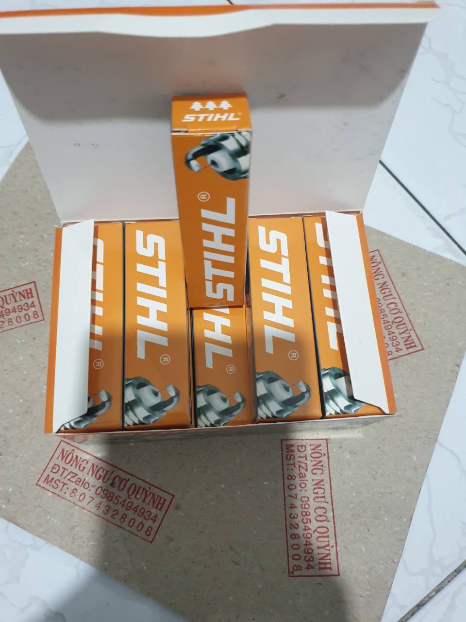 ( 10 CÁI) Bugi 2 thì dùng cho máy cắt cỏ/ máy cưa xích. S-T-HL