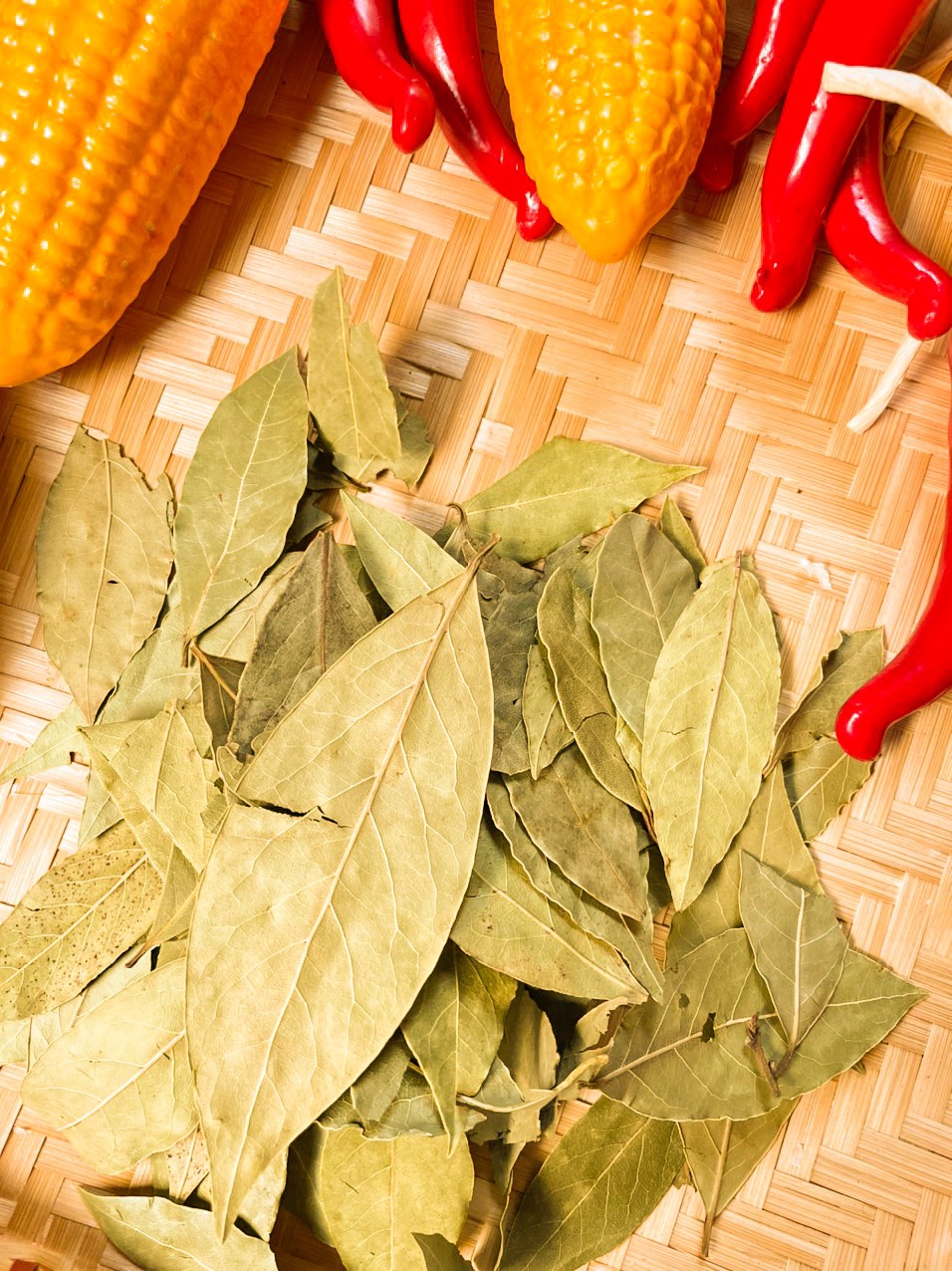 LÁ NGUYỆT QUẾ (LÁ THƠM) 50GR