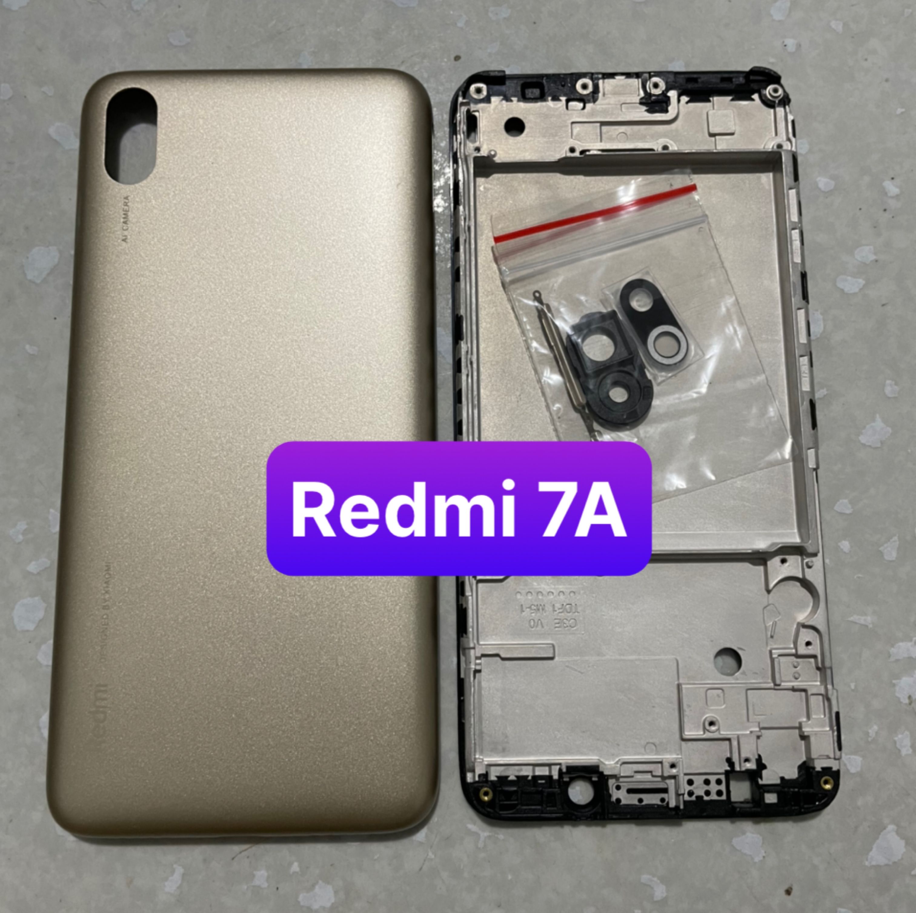 bộ vỏ xiaomi Redmi 7A,có phím và kính camera