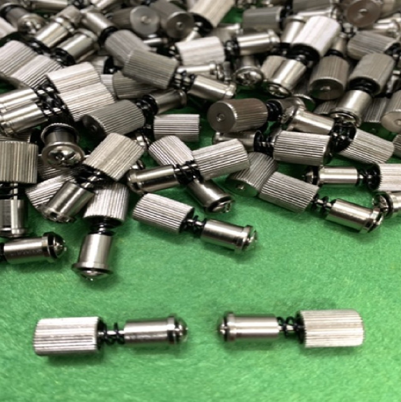 ốc tháo lắp thay chân vịt tiện lợi