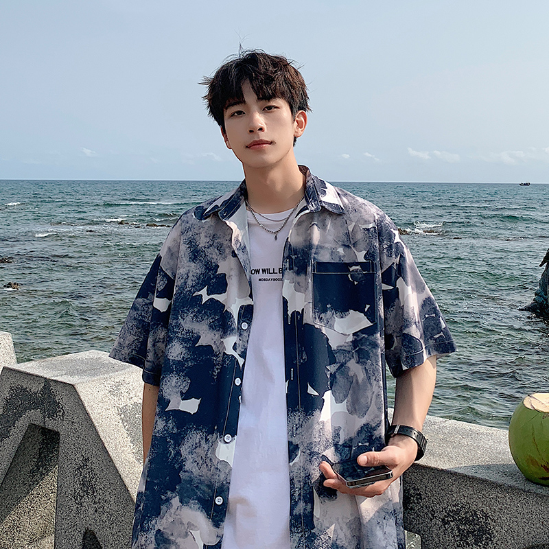 Ice silk floral shirt men's short sleeve shirt Hawaiian shirt beach shirt jacket stylish and handsome