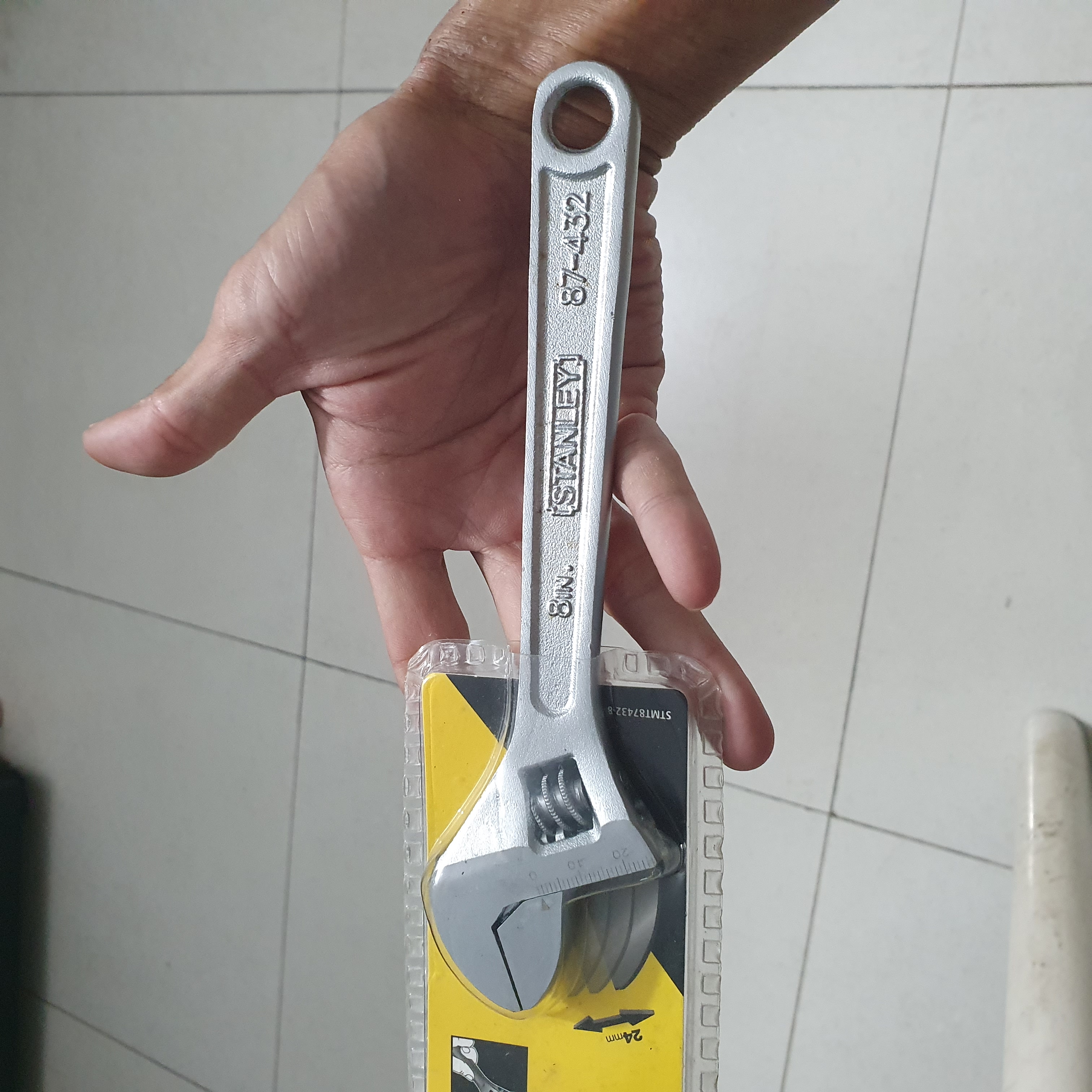(THANH LÝ)MỎ LẾT STANLEY 4,6,8,12 inches