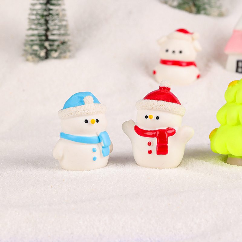 Creative Fashion Christmas Snowman Santa Miniatures Figures Cute Cartoon Micro Ornaments DIY Home Decoration Accessories Gifts YULING. 