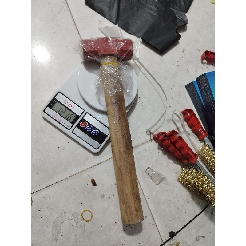 Búa tạ 1kg2 cán gỗ chắc tay,phom búa nhà sx bảo 2kg
