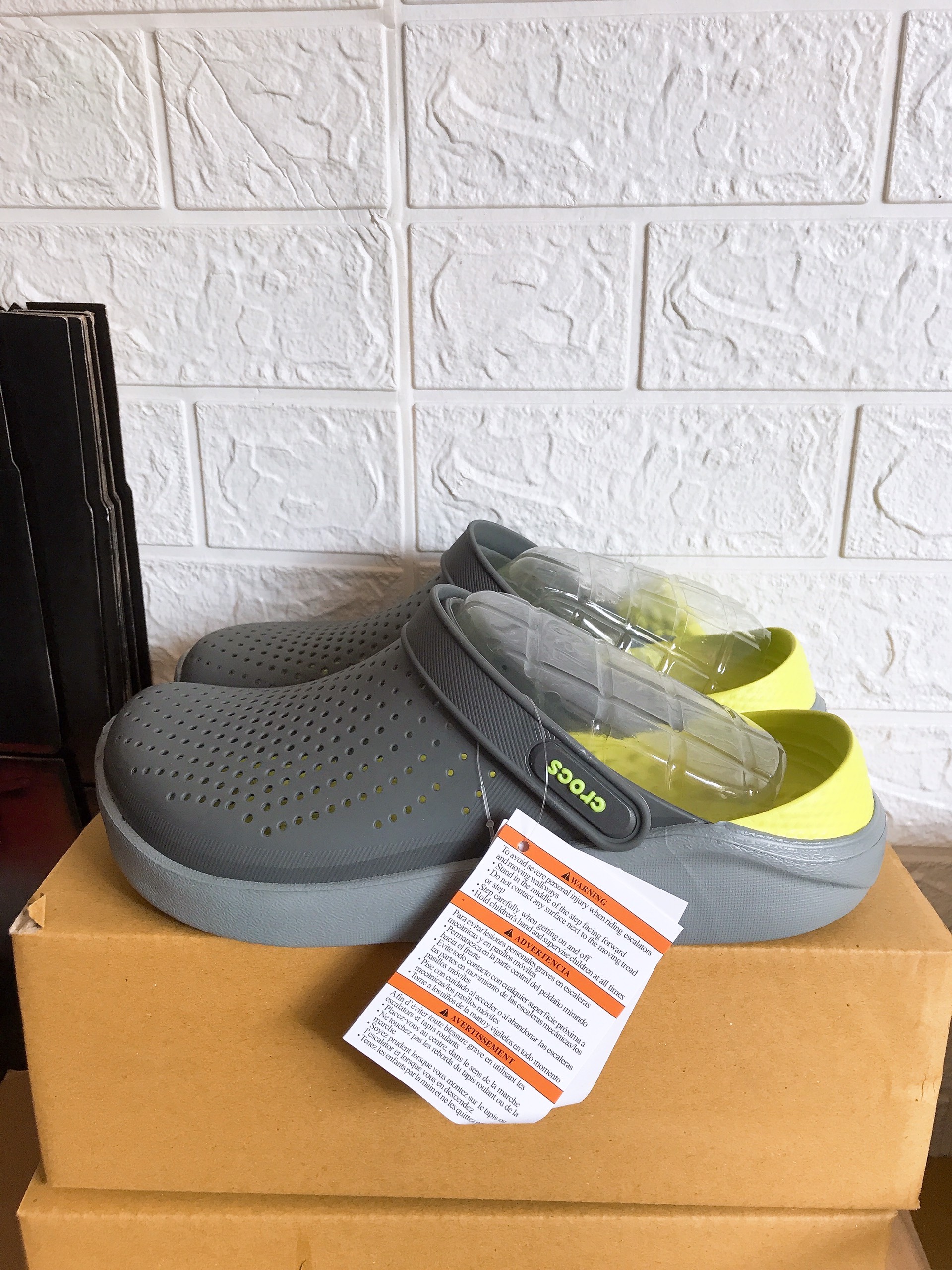 DÉP SỤC CROCS NAM NỮ LITERide CLOG XÁM XANH DẠ QUANG - ZAHA SNEAKER - dép cá sấu - dép crocs - dép sục - dép nam - dép nữ - dép cross - dép sandal nữ - dép quai hậu - dép cặp - dep suc - dep crocs