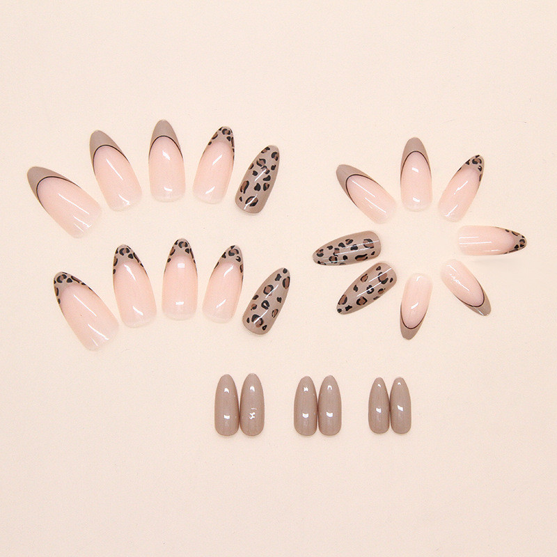 24Pcs%20Brown%20Leopard%20Print%20French%20Fake%20Nails%20with%20Glue%20DIY%20Art%20Design%20False%20Nails%20Wearable%20Nails%20Stylish%20Pattern%20Artificial%20Nails%20-%20Image%203
