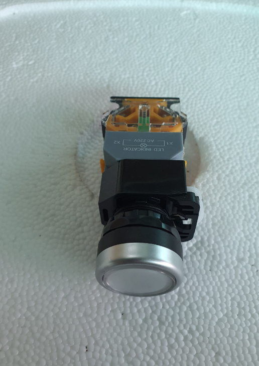 công tắc nhấn gắn tủ điện phi 22mm