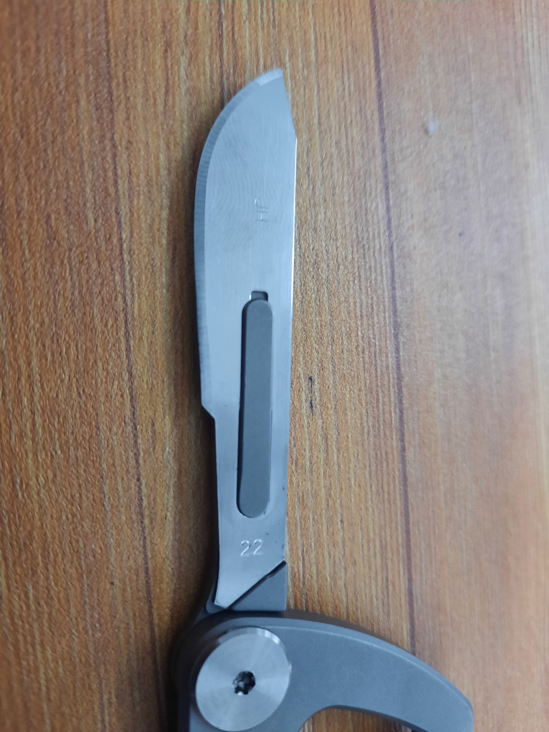 Móc khóa Titan Tacray Carabiner v2, đa năng, tiện ích