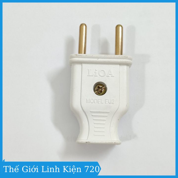 Phích cắm điện 2 chấu  LIOA 250V/10A