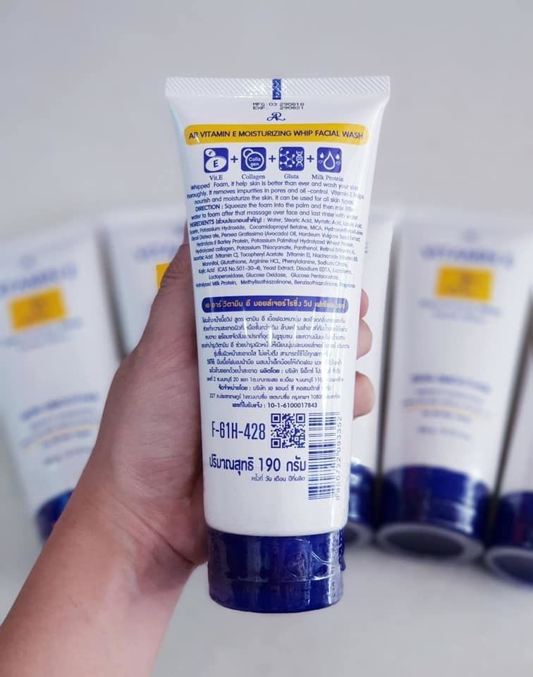 Sữa Rửa Mặt Vitamin E Thái Lan 190g