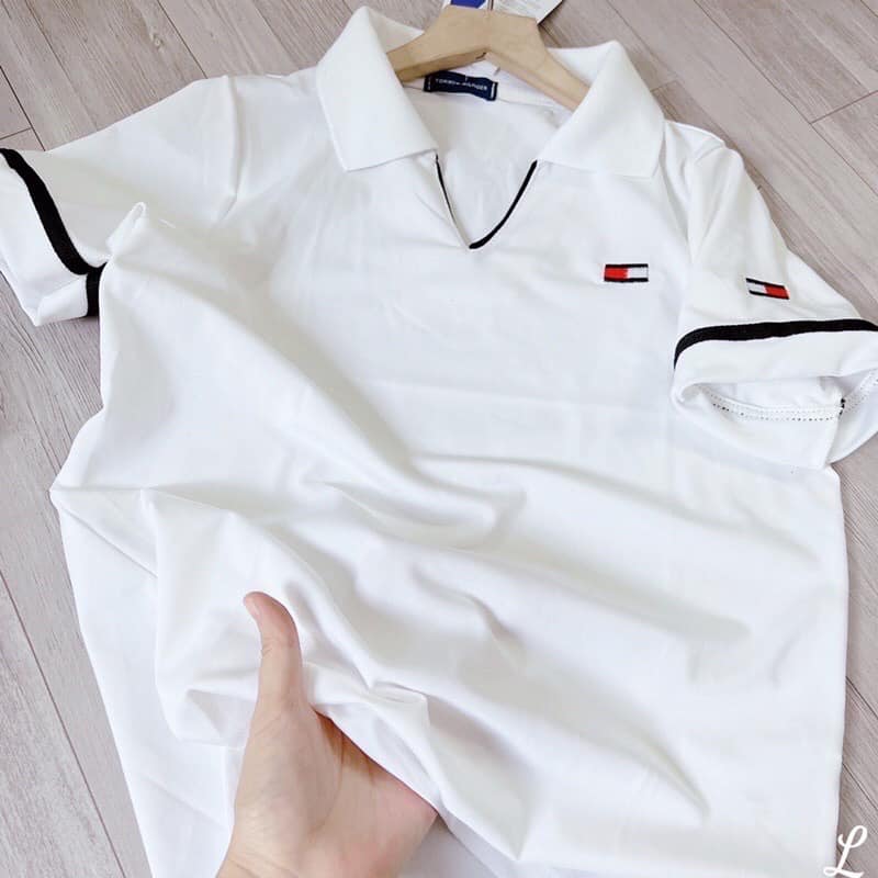 ÁO POLO TRẮNG CỔ V PHONG CÁCH CÁ TÍNH CHO NỮ