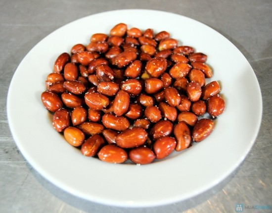 Roasted Peanuts with Truong Tho Chili [400 Grams]
