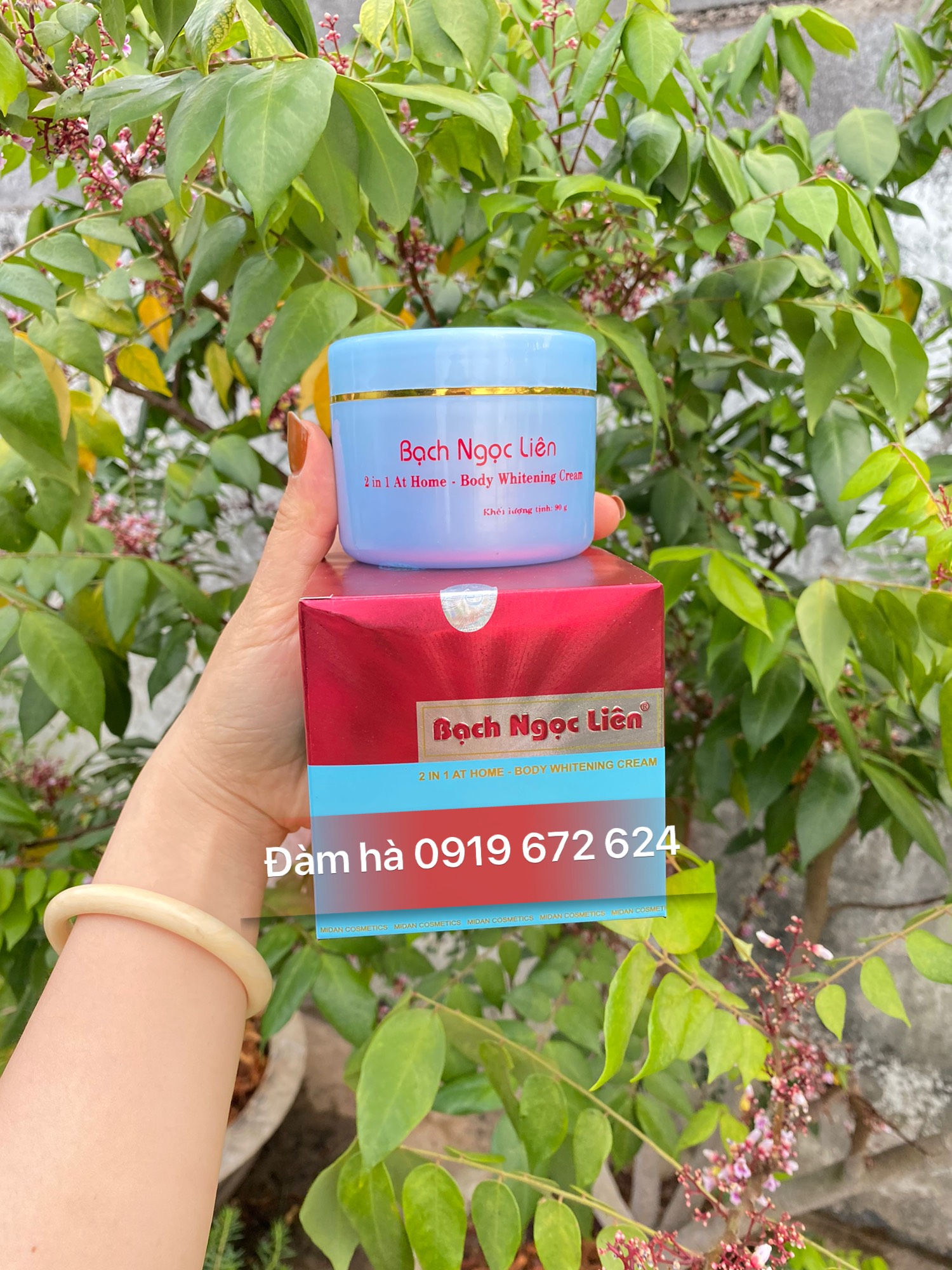 Kem dưỡng trắng da body Bạch Ngọc Liên xanh