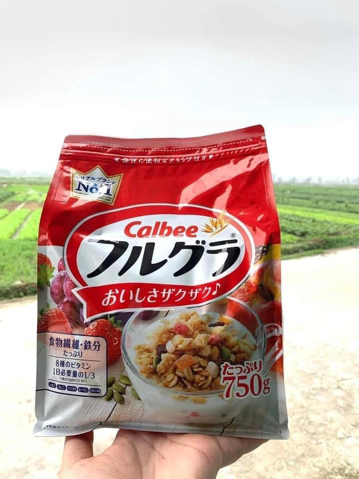 Ngũ cốc Calbee Nhật BảnNgũ cốc hoa quả sấy khô ăn kiêng giảm cân