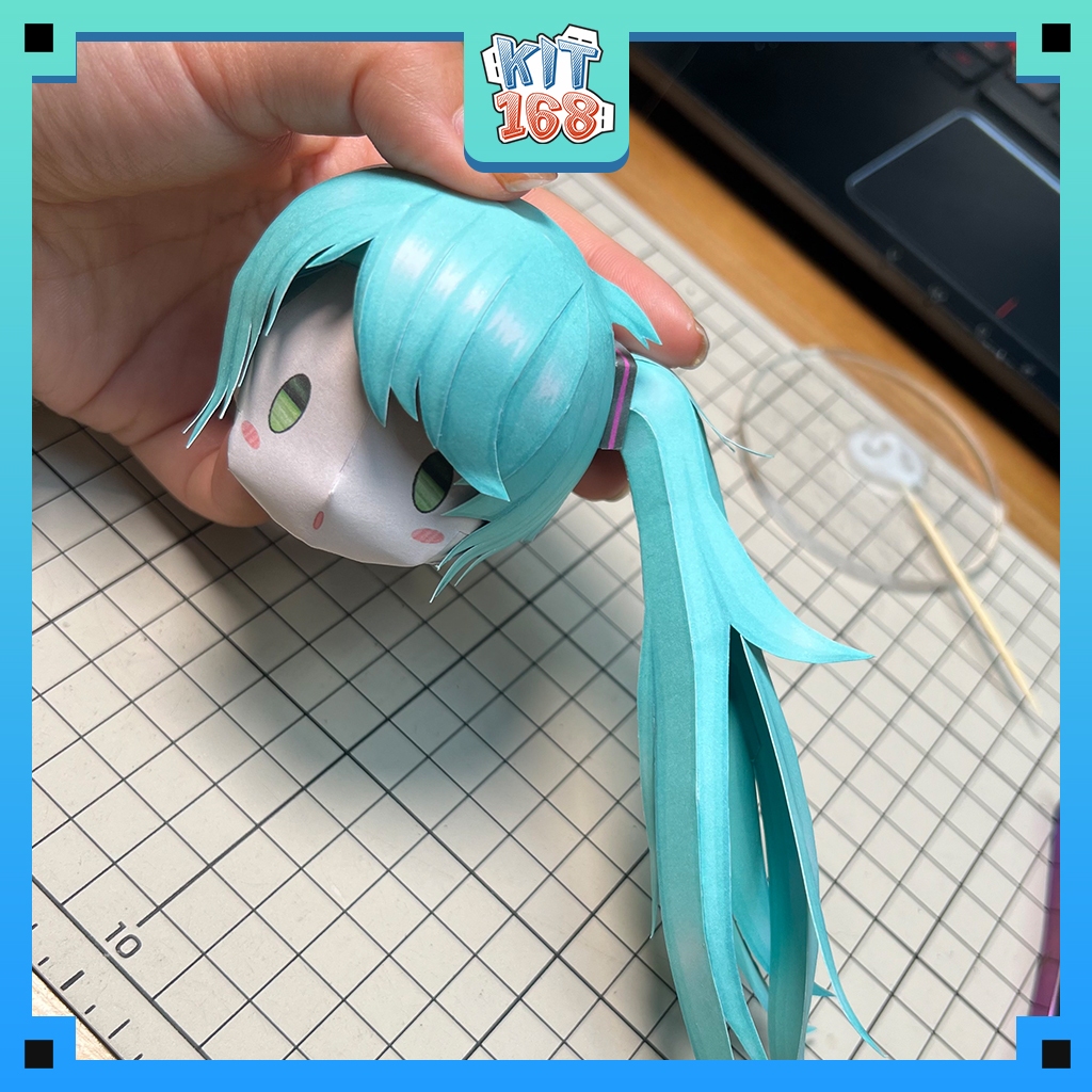 Mô hình giấy Anime Game Chibi Hanging Miku - Vocaloid