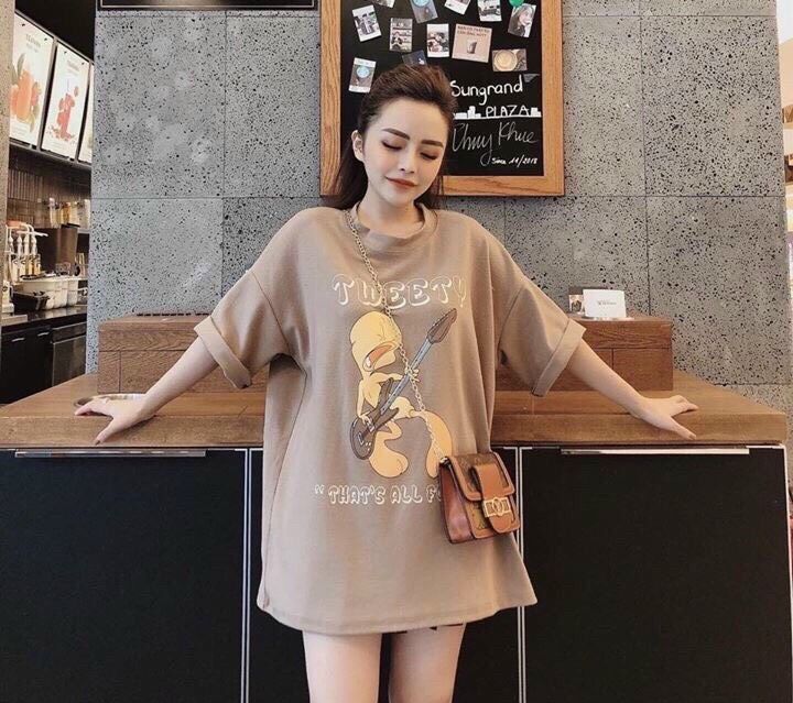 Áo thun nữ phom rộng vịt con trẻ trung hot hit.