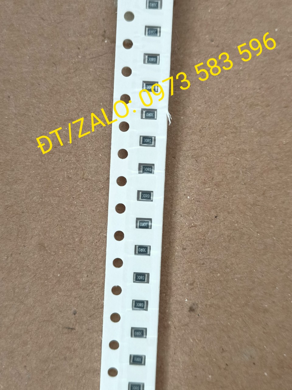 Điện Trở Dán 30R0 0805 1/8W (100 con/Túi)