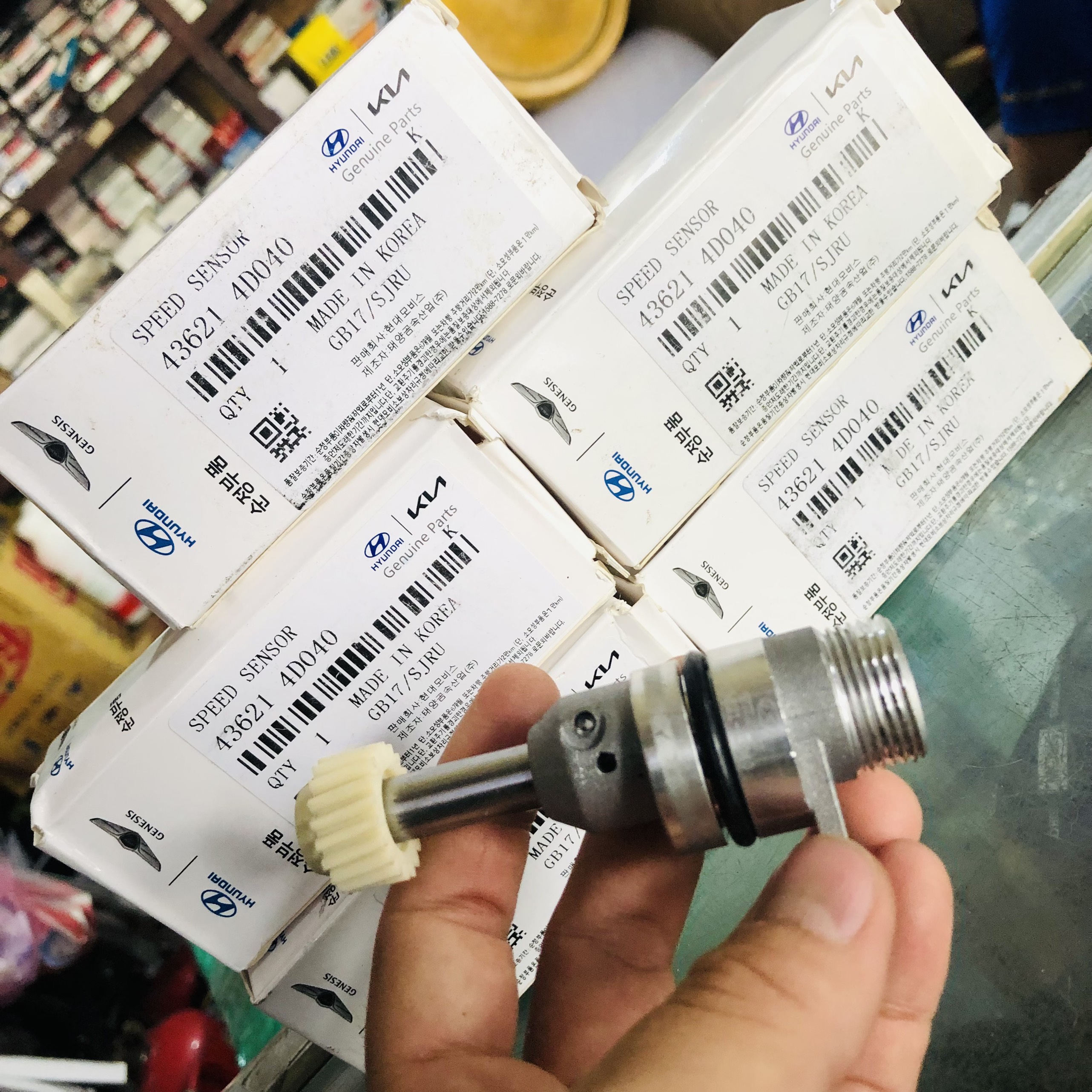 Nhông công tơ mét kia bongo 3, hyundai porter 2, starex, h100