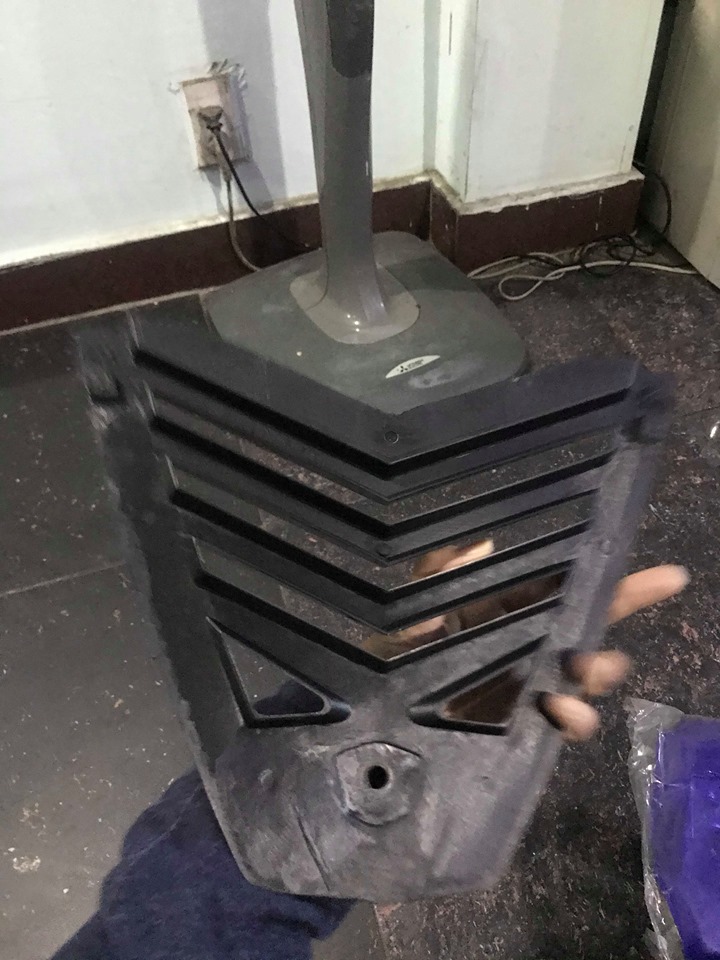 Miếng Chắn bùn trước xe Exciter 150 (nhựa nhám đen).