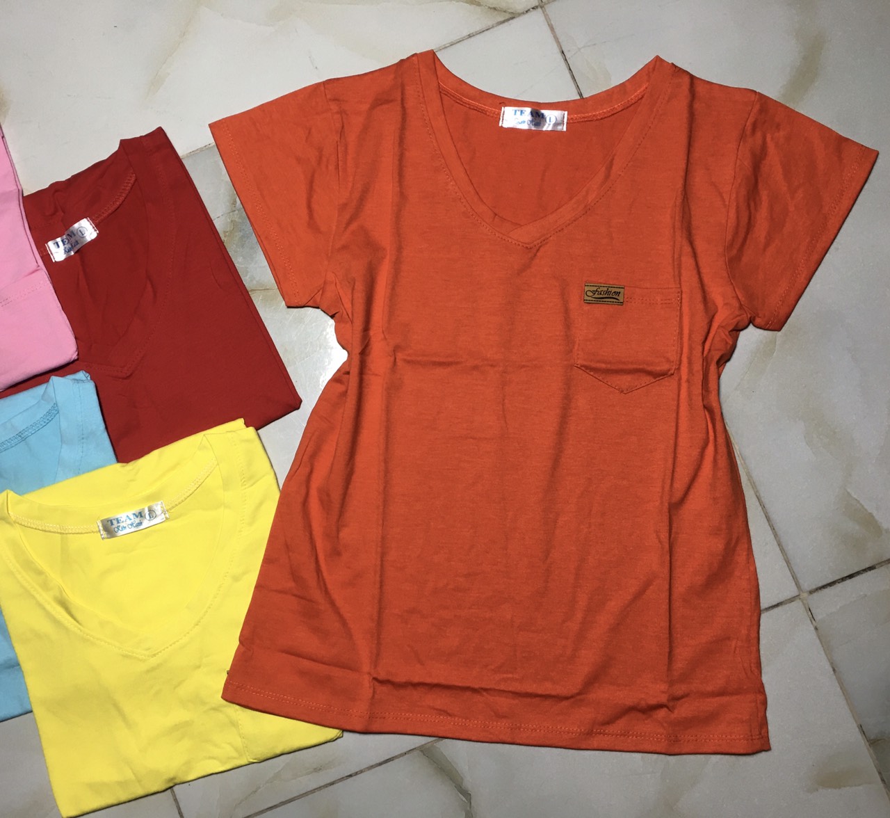 { 100k 3 áo } Áo thun nữ cổ tim trơn form ôm body cực tôn dáng