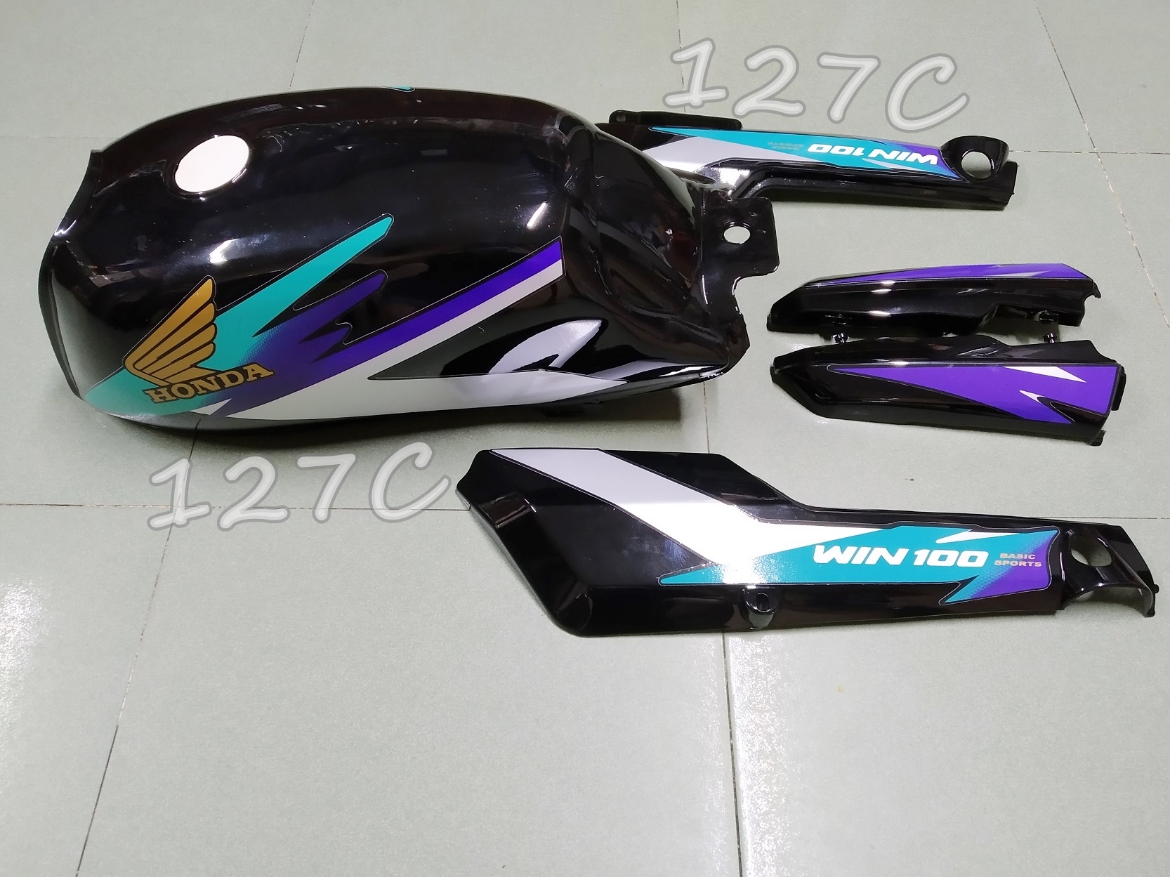 [Hcm] Combo Set of Large Fuel Tank & Large & Small Trunk Win 100Cc (Black/Red)