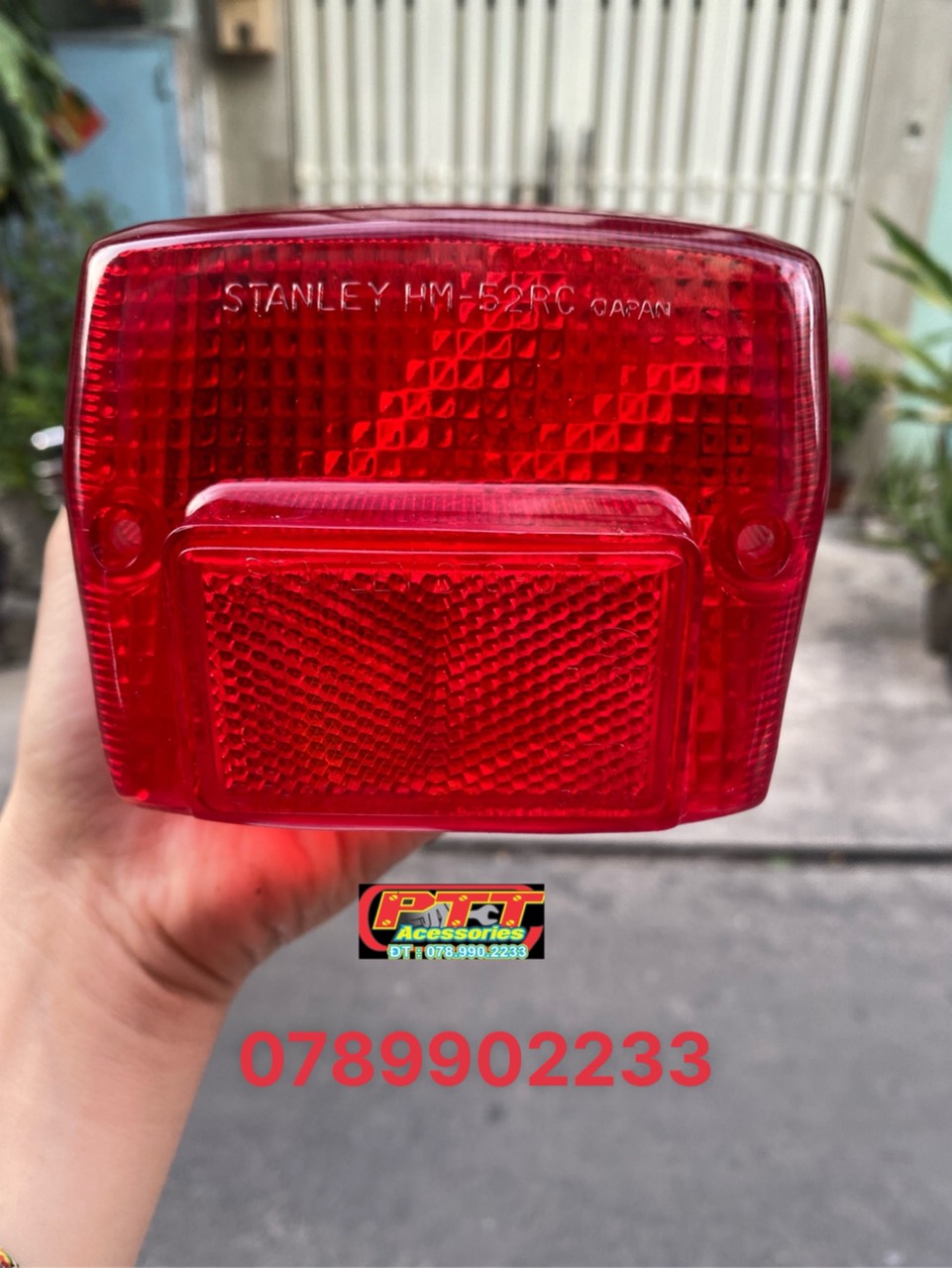 CHỤP ĐÈN LÁI ( ĐÈN HẬU ) XE CUB 82