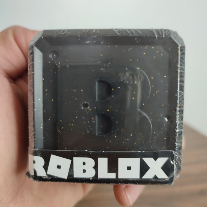Roblox Toy Box Series 9 Celebrity Chính Hãng Có Code