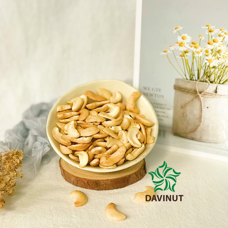Hạt điều tươi vỡ đôi nấu sữa không vỏ lụa Davinut