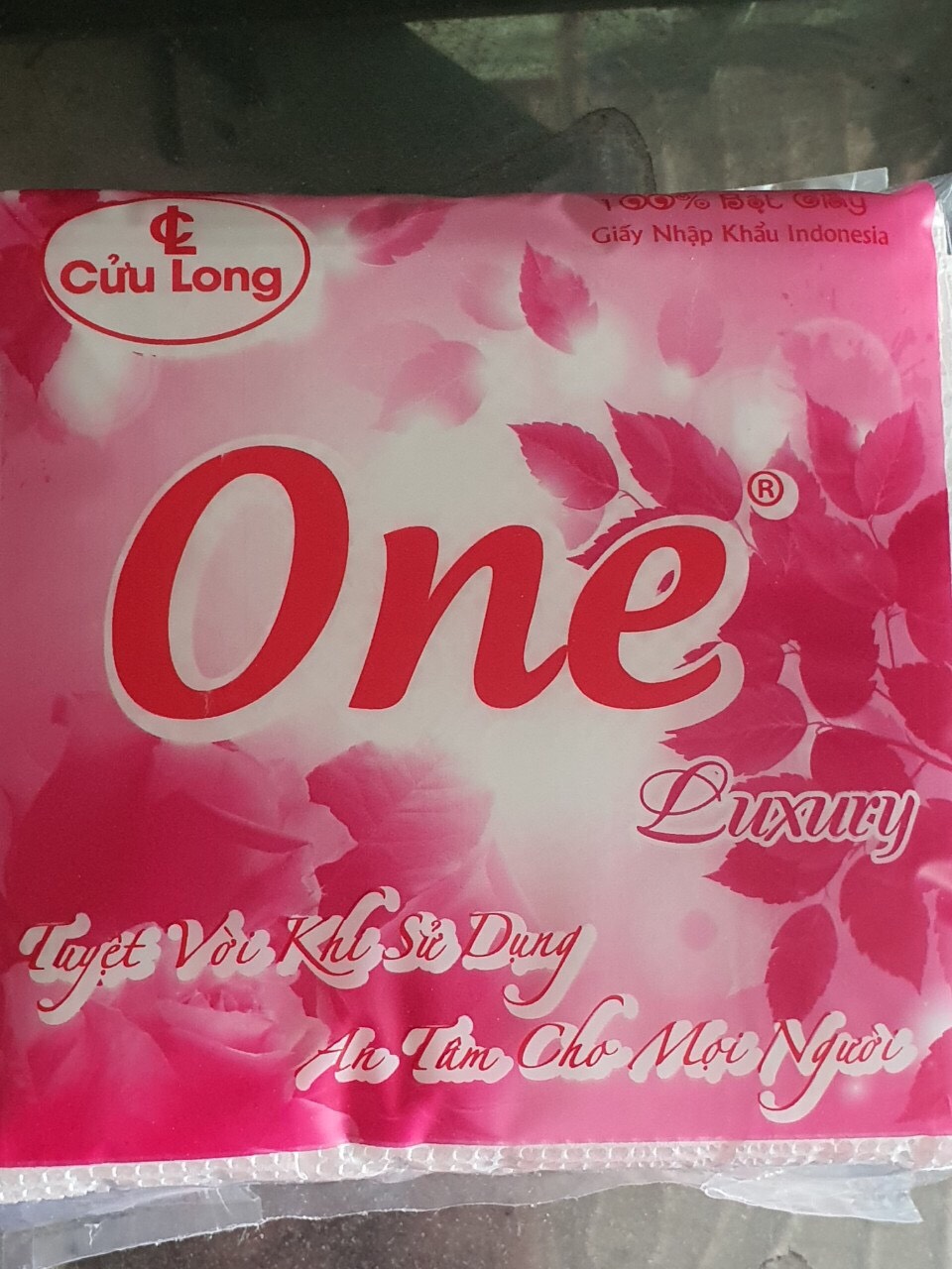 Giấy ăn vuông one cửu long 50 tờ ( 1 gói )
