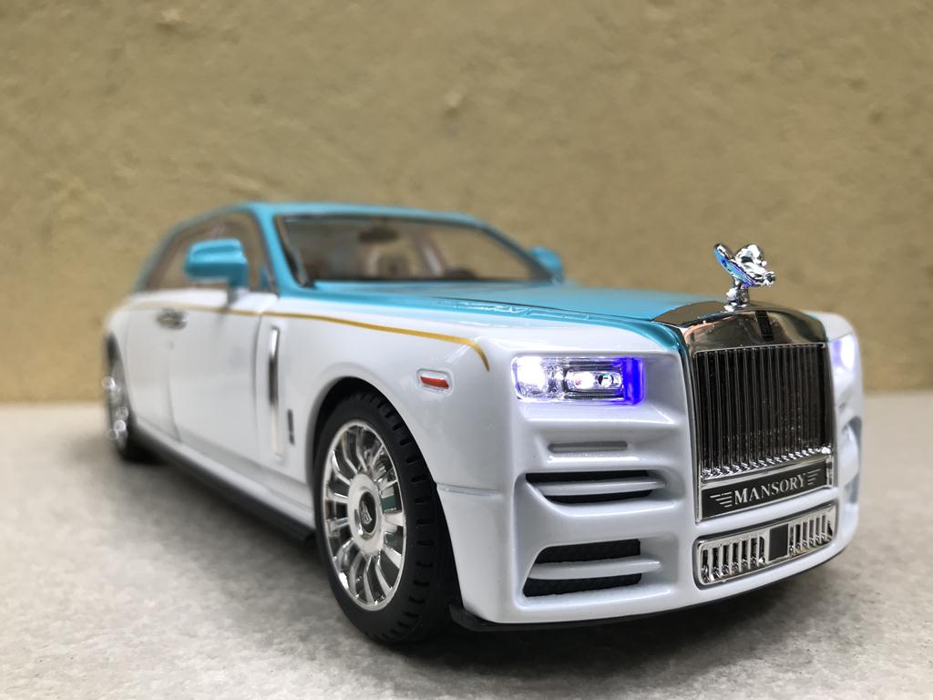 Mô hình xe Rolls-Royce Phantom MANSORY 1:24