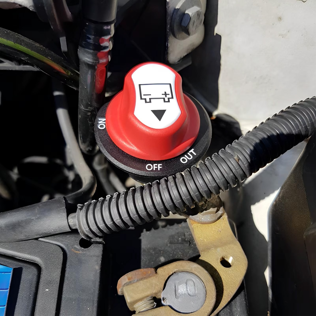 Car%20Isolation%20Switch%20Car%20Motorcycle%20Vehicle%20Power%20Isolation%20Switch%20Disconnect%20Cable%20Switch%2050A%20100A%20200A%20300A%20-%20Image%203