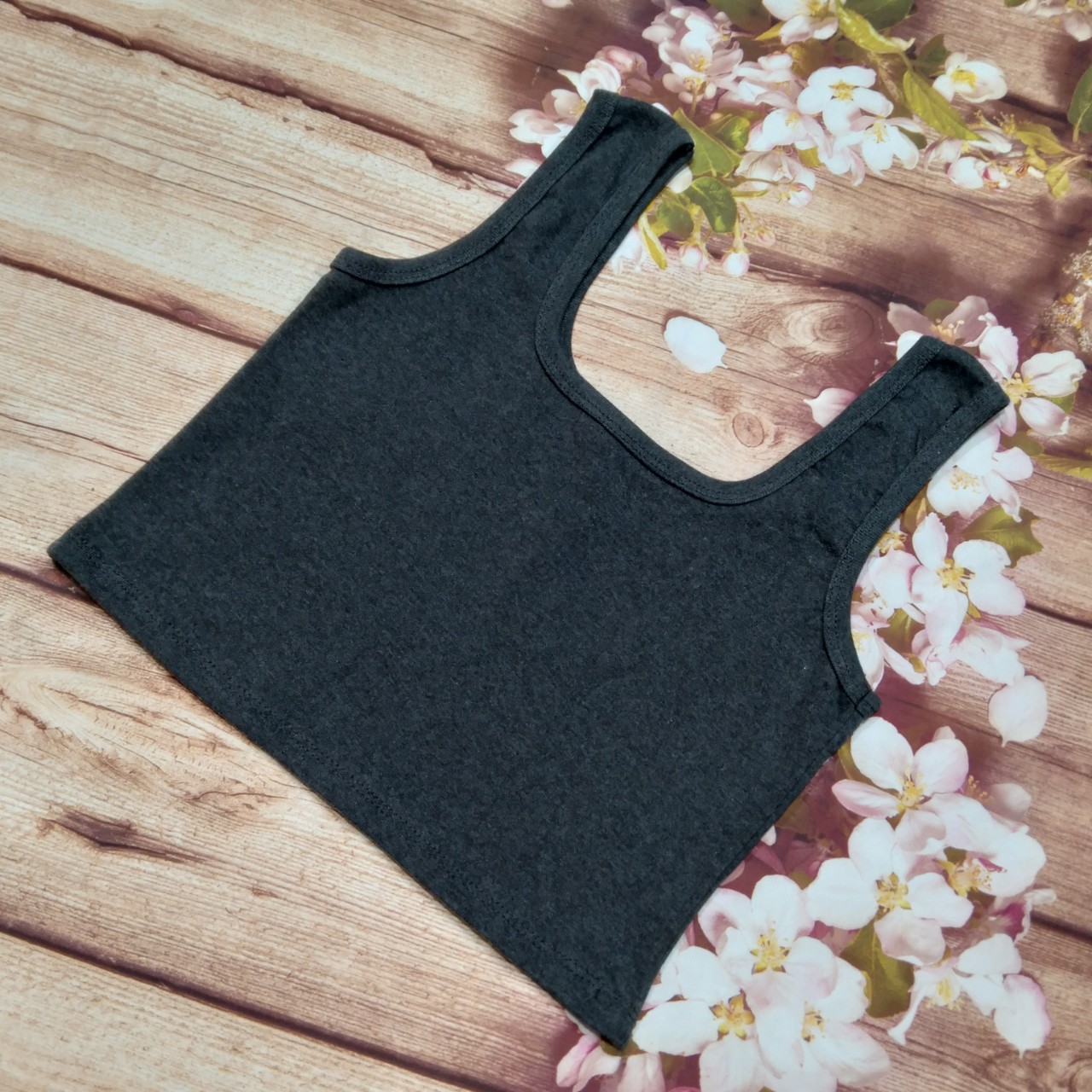 COMBO 3 ÁO CROPTOP CỔ TRÒN  FORM ÔM BODY TÔN DÁNG ,TRẺ TRUNG,NĂNG ĐỘNG NGÀY HÈ