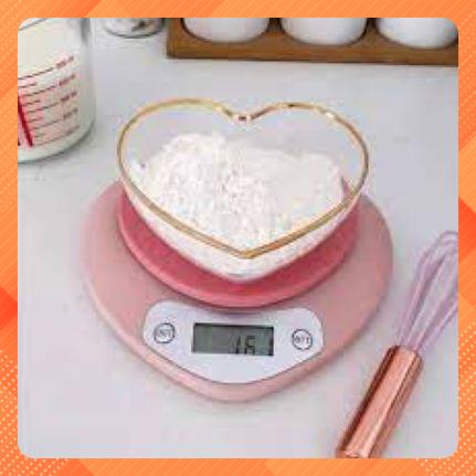 Cân tiểu ly hình trái tim hồng siêu hót ( trọng lượng tối đa 5kg)