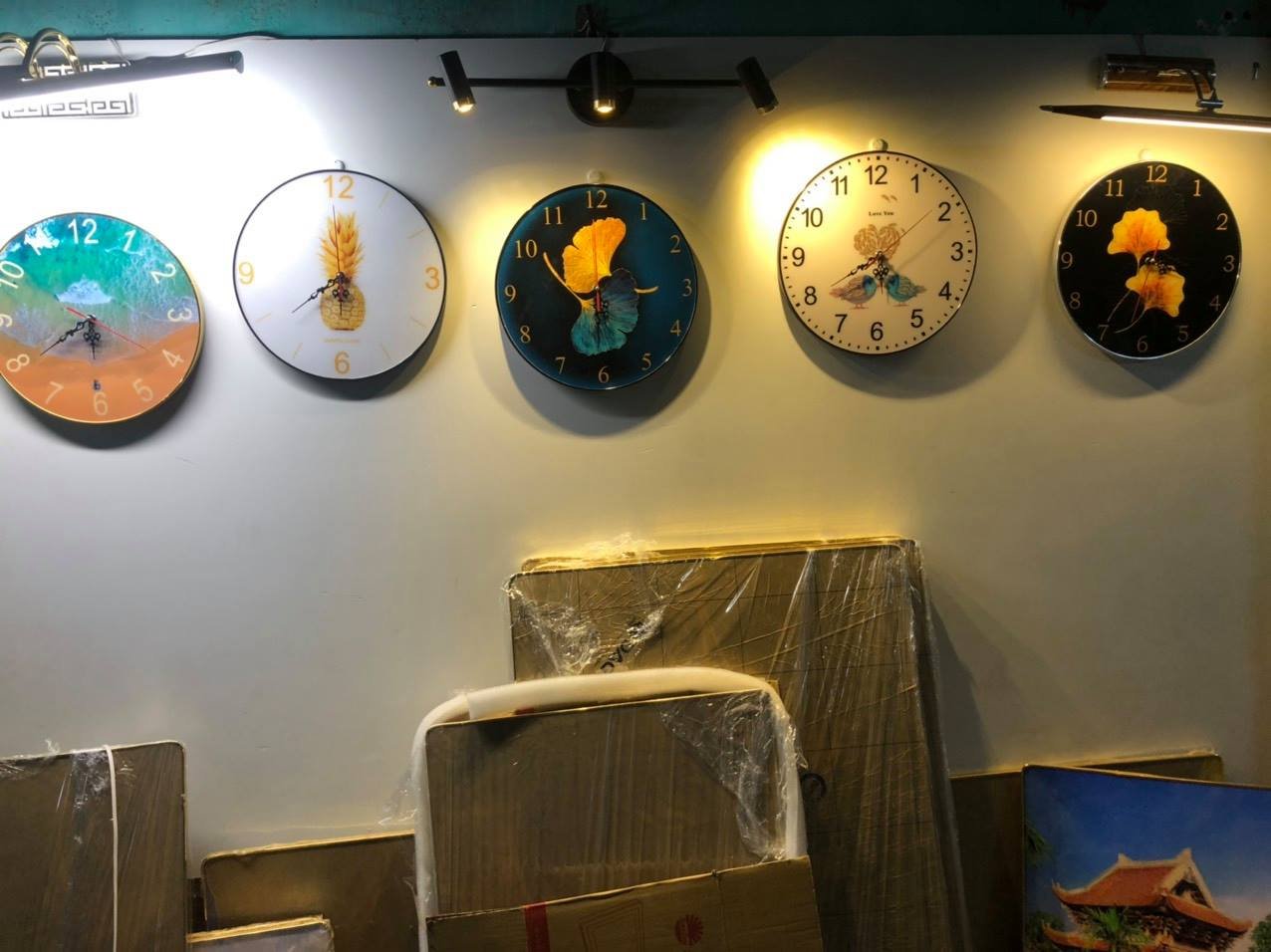 Tranh đồng hồ để bàn