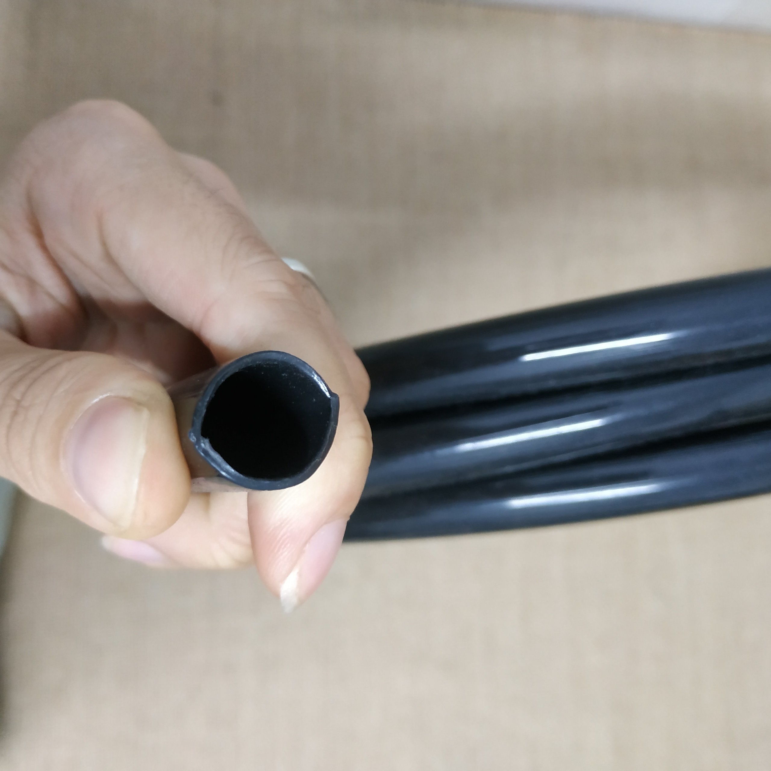 Cuộn 10m Ống LDPE phi 16mm (Tưới phun mưa, tưới nhỏ giọt)
