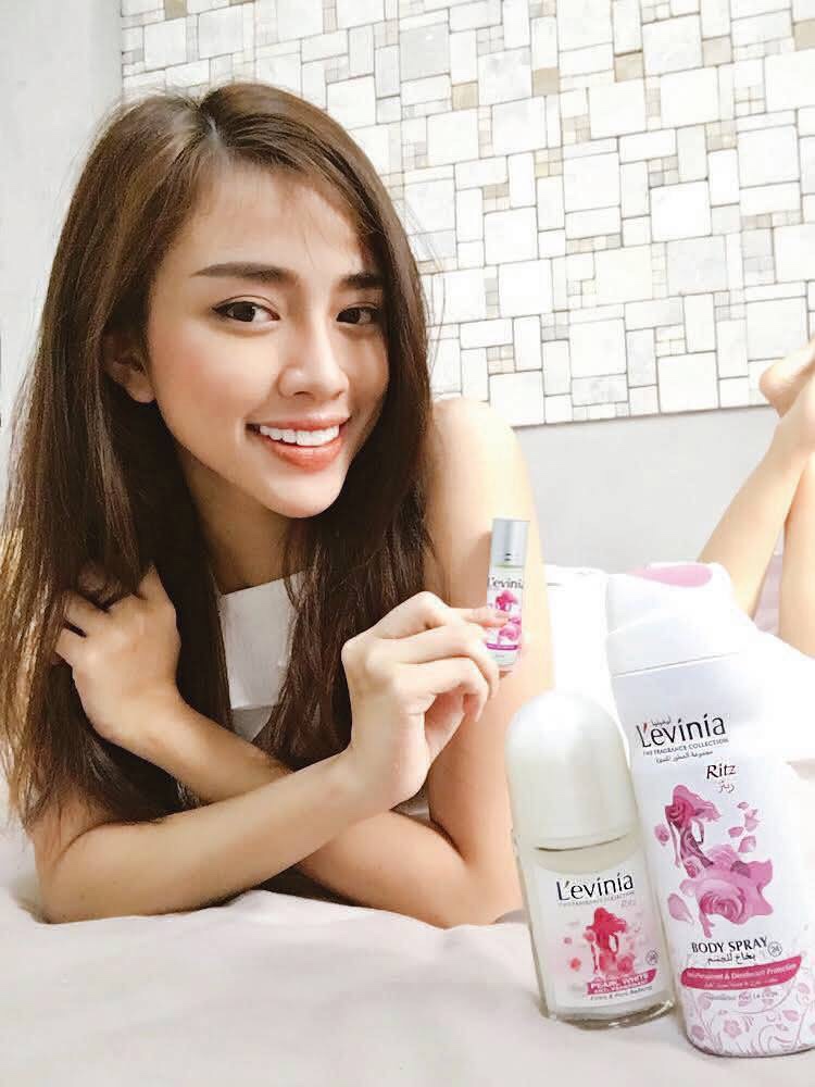 Lăn khử mùi dưỡng trắng da Levinia 70ml chính hãng