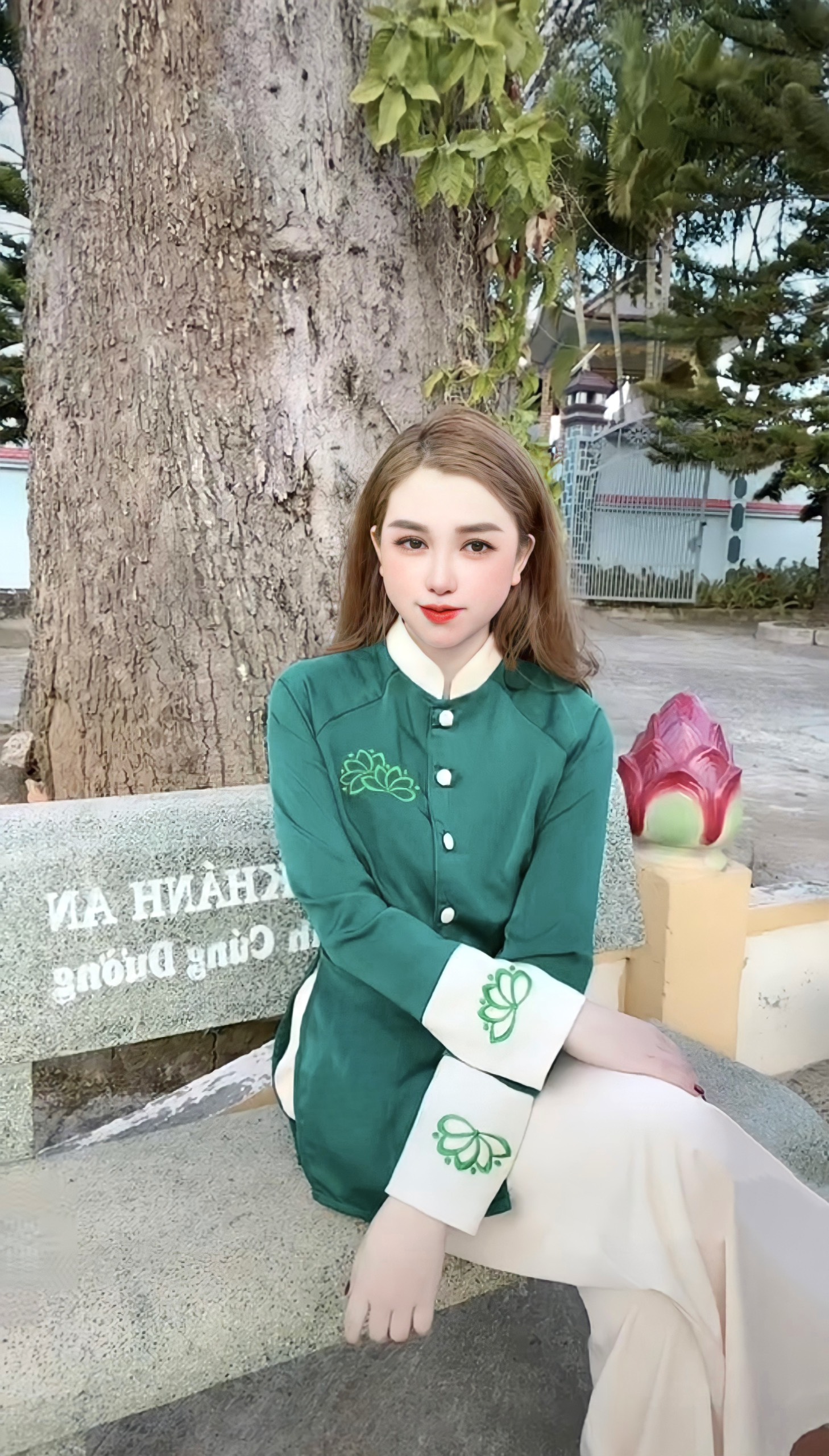 ĐỒ LAM ĐI CHÙA CHẤT LỤA MANGO THÊU SEN CAO CẤP D22