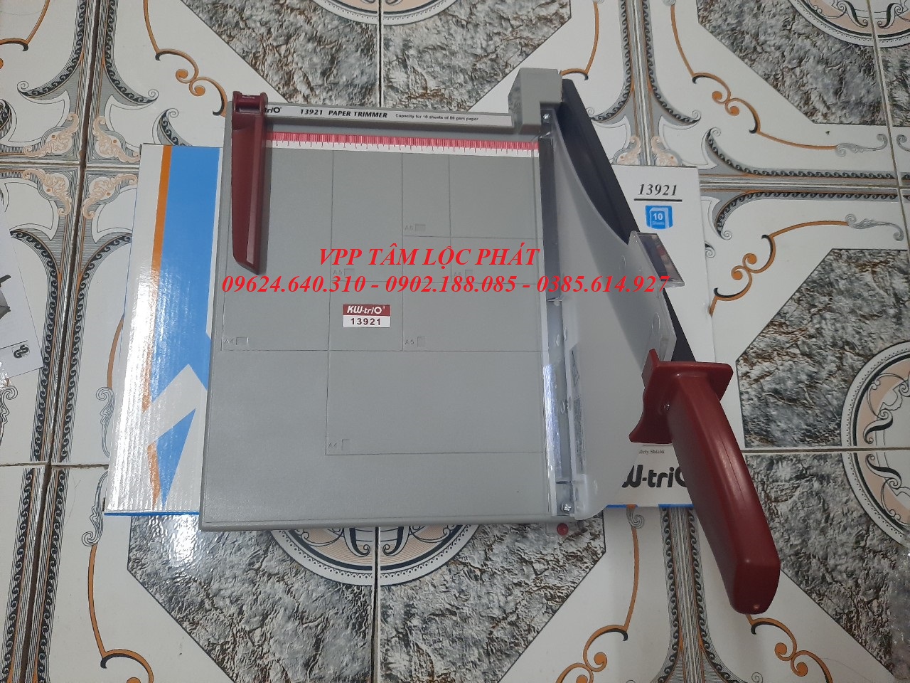 Bàn cắt giấy A4 KW-Trio 3921 (HÀNG CHÍNH HÃNG)