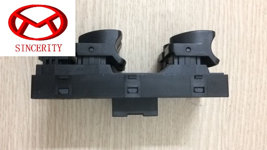 Công tắc lên xuống kính Chery QQ3