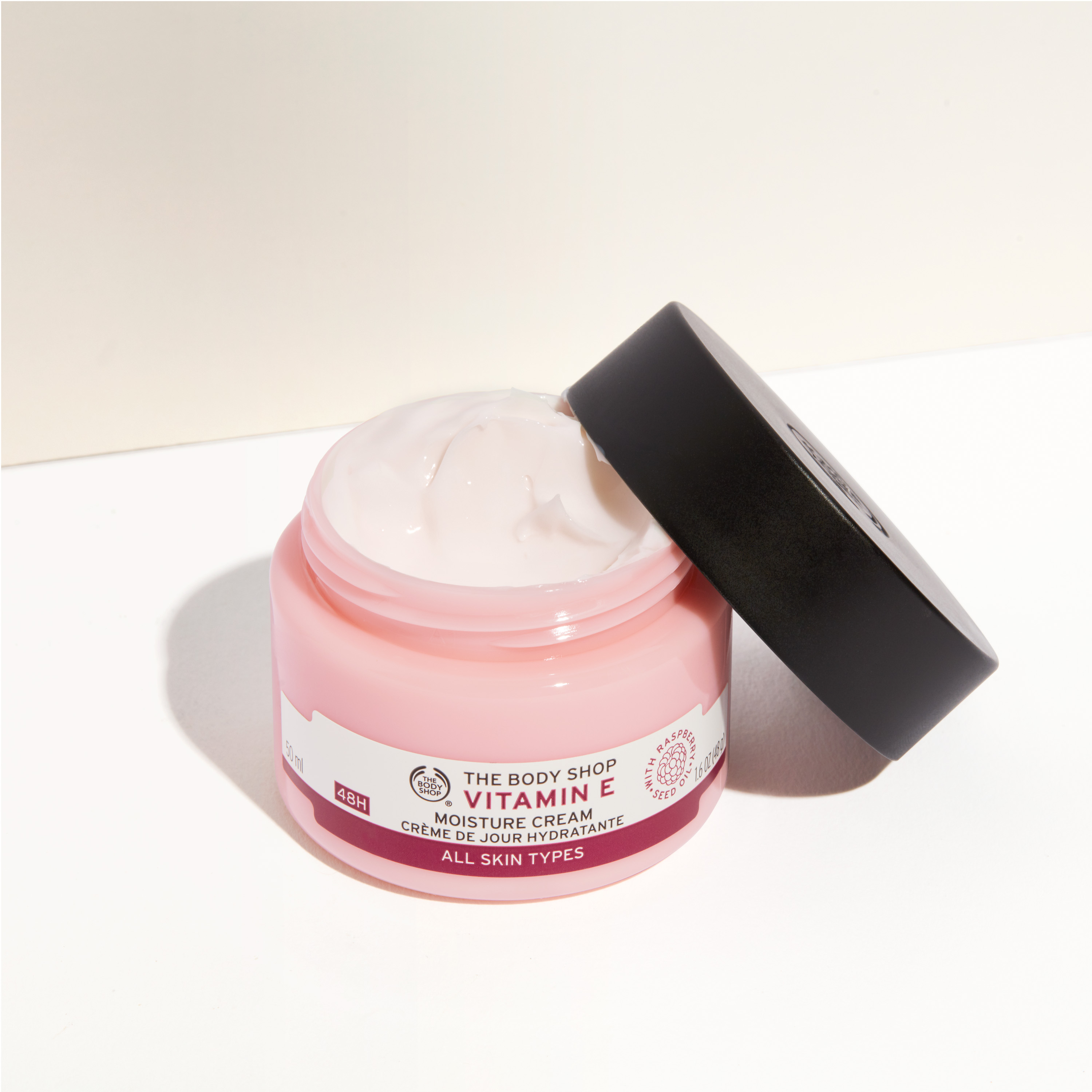 harga the body shop vitamin e moisture cream