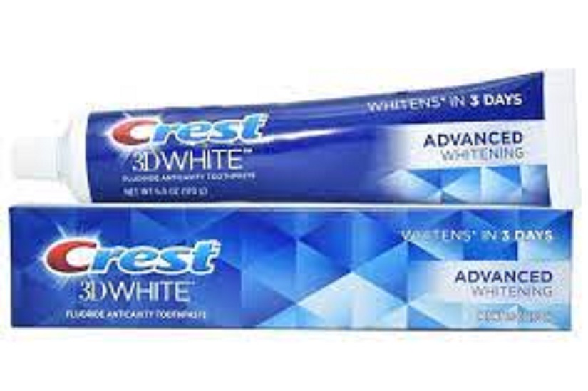 Kem đánh răng Crest 3D White Advanced Triple Whitening